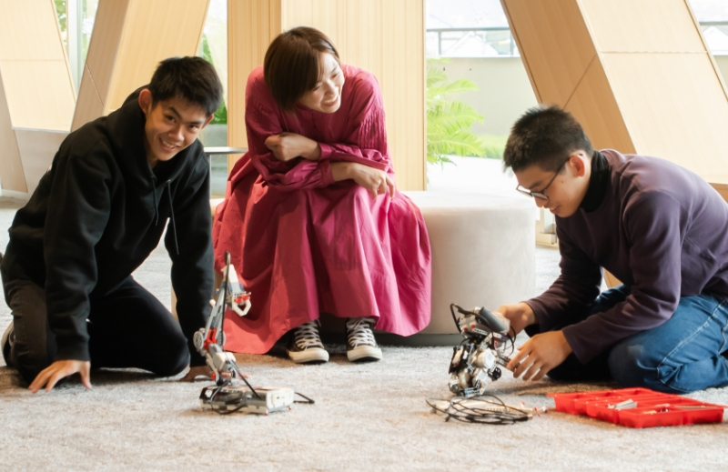 Playful Robotics (センサーやロボットで身近な課題解決)